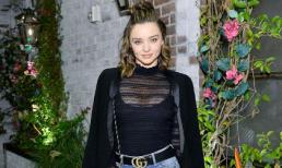 Miranda Kerr chất chơi với áo xuyên thấu kết hợp jeans sành điệu 