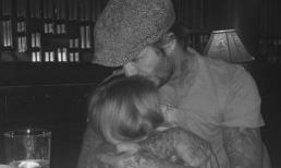 David Beckham ôm chặt con gái Harper giữa scandal 'làm từ thiện giả tạo'