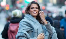 Tân Hoa hậu Hoàn vũ 2016 tươi rói ở xứ sở cờ hoa