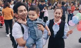 Vợ chồng Khánh Thi, Phan Hiển đưa con đi chơi Hồ Gươm 