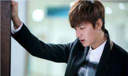 Nhìn những vết bầm tím trên người con, tôi xót xa khi biết được sự thật cay đắng