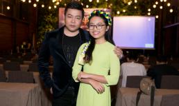 Phương Mỹ Chi bất ngờ xuất hiện tại họp báo cùng cha nuôi Quang Lê