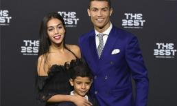 Cristiano Ronaldo sắp đón thêm con sinh đôi nhờ mang thai hộ