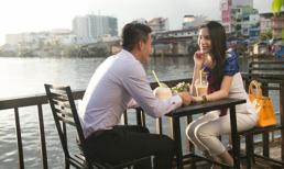 Công Vinh không ngại tình tứ với Thuỷ Tiên trên kênh truyền hình thế giới