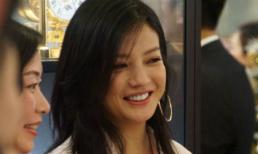 'Én nhỏ' Triệu Vy lộ mặt ngấn mỡ dù quyết tâm giảm cân 