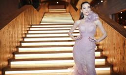 Hồ Ngọc Hà 'gây nghiện' với thân hình đồng hồ cát vạn người say