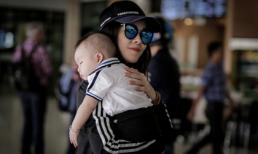Dương Cẩm Lynh rạng rỡ xuất hiện tại sân bay bên cậu con trai kháu khỉnh