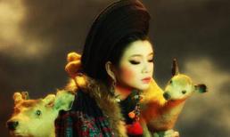 'Bà trùm Venus' Hạ Vy đầy quyền lực và bí hiểm trong bộ ảnh mới