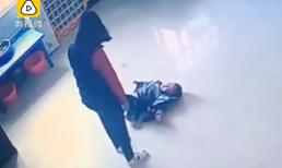 Phẫn nộ: Cô giáo mầm non tát trẻ liên tiếp rồi quăng xuống sàn