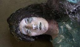 Xác chết đóng băng bất ngờ 'sống lại' sau 49 ngày