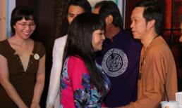 Danh hài Hoài Linh giản dị với áo bà ba hội ngộ danh ca Hương Lan