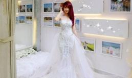 Khởi My 'lấp lánh' với chiếc váy cưới đính 8000 viên pha lê