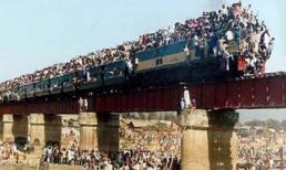 Choáng với loạt ảnh chụp giờ cao điểm ở các quốc gia