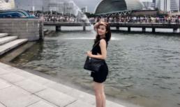 'Gái 3 con' Jennifer Phạm khoe chân dài nuột nà ở Singapore 