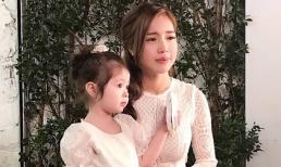 Cadie xinh xắn như thiên thần khi chụp ảnh cùng mẹ Elly Trần