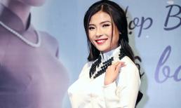 Thuỳ Diễm diện áo dài trắng kiêu kì đài các như tiểu thư xưa