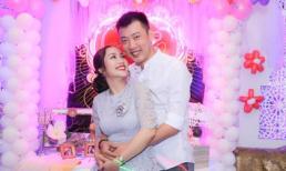 Vợ chồng Ốc Thanh Vân hạnh phúc kỷ niệm 18 năm quen nhau