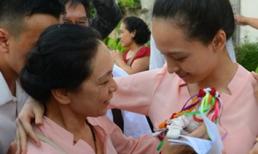 Dẫu cả thế giới quay lưng, khắp thế gian giễu cợt, Phương Nga luôn còn một tình yêu đậm sâu - tình yêu của mẹ