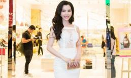 Á khôi Huỳnh Vy diện váy ngắn hai dây, đẹp  tinh khôi tham dự sự kiện