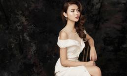 Hoa hậu Ngọc Duyên diện đồ sexy xuất hiện đầy quyền lực