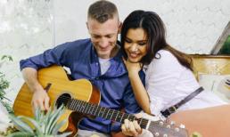 Phương Vy và chồng Tây ngọt ngào bên nhau khi đi dã ngoại