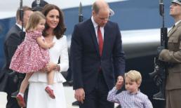 Hoàng tử nhí và tiểu Công chúa nước Anh siêu đáng yêu khi cùng bố mẹ công du Ba Lan