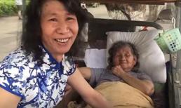 Cảm phục người đàn ông giả gái suốt 20 năm để chăm sóc mẹ tâm thần