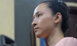 Mẹ hoa hậu Phương Nga cho biết con gái mắc bệnh viêm phổi, sức khỏe ngày càng xuống dốc