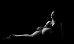 Bảo Trâm Idol khoe bụng bầu ở những ngày cuối thai kỳ