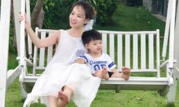 Khoảnh khắc bình yên đáng ghen tỵ của mẹ con Đan Lê