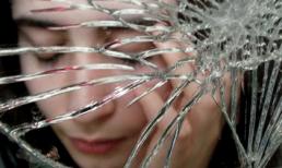 Những điềm báo cho biết gia đình bạn sắp vướng chuyện xui xẻo, đen đủi nên coi chừng