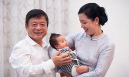 Chiều Xuân rạng rỡ trong lễ đầy tháng cháu ngoại