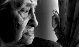 Bù đắp cho Mẹ từ khóe mắt!