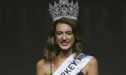 Tân Hoa hậu Thổ Nhĩ Kỳ bị tước vương miện chỉ vì một bài đăng trên trang cá nhân