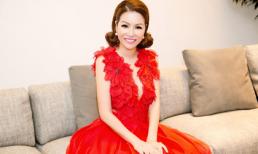 Hoa hậu Bùi Thị Hà đẹp quyến rũ và nổi bật với sắc đỏ ngọt ngào