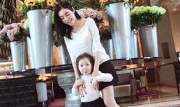 Elly Trần vui vẻ chơi đùa cùng con gái Cadie