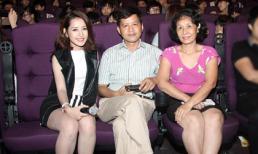 Mải 'cày view' cho con gái, bố Chi Pu nhận cái kết đắng