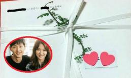 Lộ thiệp cưới giản dị của Song Joong Ki và Song Hye Kyo  