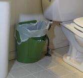 Chớ dại mà để thùng rác chỗ này vợ chồng thường xuyên bất hoà, làm ăn ngày càng lụi bại