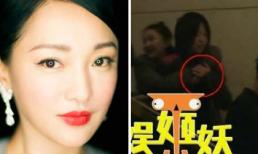 Giữa tin đồn ly hôn, Châu Tấn bị bắt gặp 'hẹn hò' với con gái Vương Phi làm dấy lên nghi vấn đồng tính