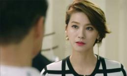 Hồ sơ xin việc của tôi vừa chìa ra, một cô gái xinh đẹp cười khẩy: 'Anh cũng có ngày hôm nay sao?'