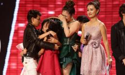 Giọng hát Việt nhí 2017: Cả 4 HLV 'sụt sùi' nước mắt khi phải chia tay học trò tài năng