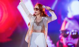 Mỹ Tâm cùng dàn sao Việt khuấy động sân Mỹ Đình bằng loạt hit 'khủng'