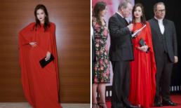 “Én nhỏ” Triệu Vy đầy quyền uy trên thảm đỏ LHP Quốc tế Tokyo lần thứ 30 