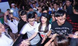 Bảo Anh vất vả thoát khỏi vòng vây 3.000 khán giả