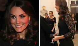 Mặc lại váy cũ, Công nương Kate Middleton lộ rõ bụng bầu