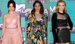 Loạt sao đình đám xuất hiện trên thảm đỏ EMA 2017