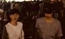 Châu Tấn đi chơi đêm với con gái Vương Phi, thêm bằng chứng yêu đồng tính