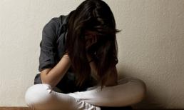 Cay đắng cùng chồng 'diễn kịch' để giúp bồ nhí an thai ngay trước mặt mẹ chồng