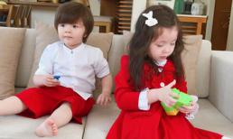 Cadie vui vẻ chơi đùa cùng em trai Túc Mạch